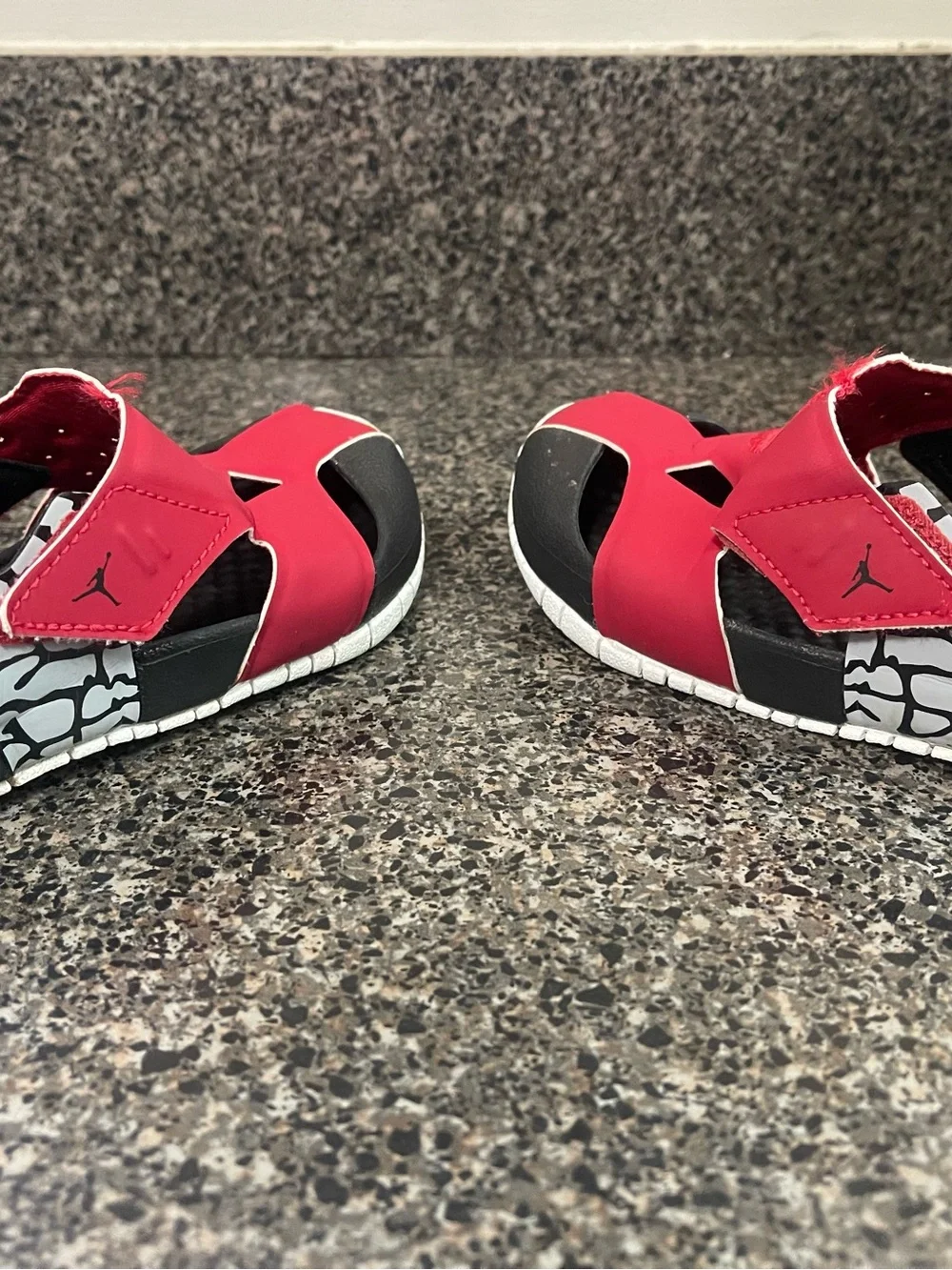 JORDAN FLARE SANDAL TD 'GIRAFFE' Toddler Shoes Size 9C